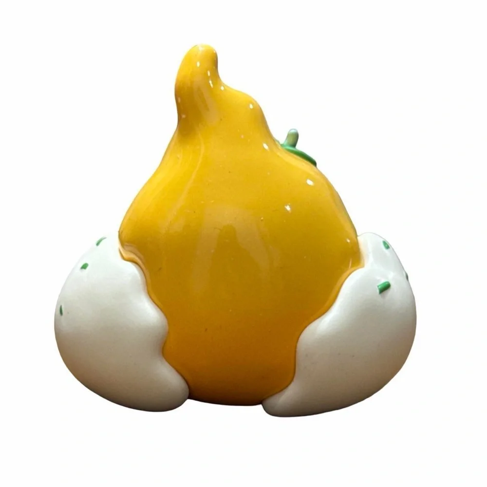 POP MART • Pucky Egg Beanie Series Poached Egg Figurine Figure - Picture 4 of 4